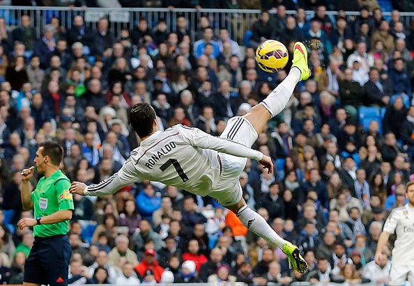 Man trinh dien cua Ronaldo truoc Deportivo hinh anh