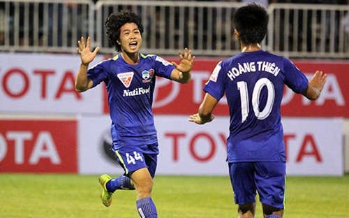 Pha lam ban tinh te cua Cong Phuong hinh anh