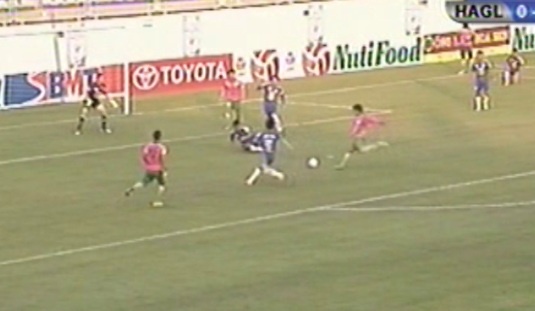 Cau thu HAGL bieu khong ban thang cho Dong Thap hinh anh