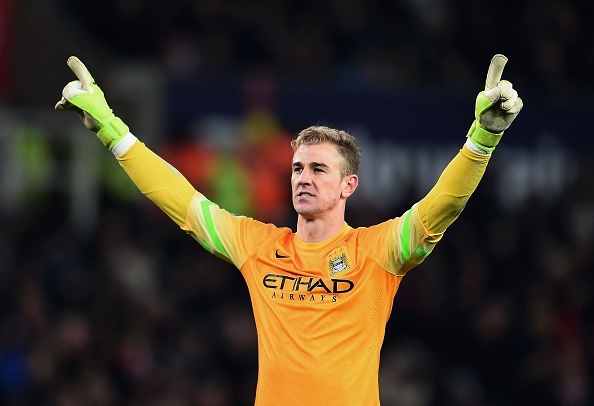 Joe Hart cuu thua xuat sac nhat vong 26 Ngoai hanh Anh hinh anh