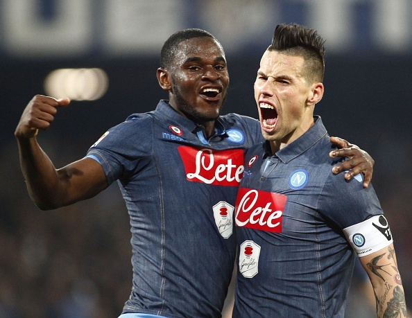 Ban thang tinh te cua doi truong Napoli hinh anh