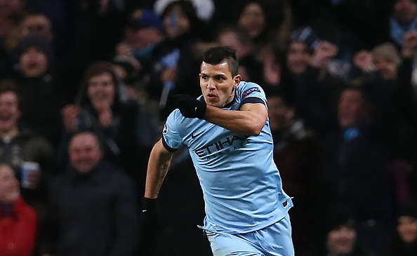 Aguero co cau tra loi bang pha dut diem trung cot doc hinh anh