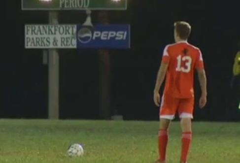 Ban thang tu khoang cach 40 m cua hoc sinh trung hoc hinh anh