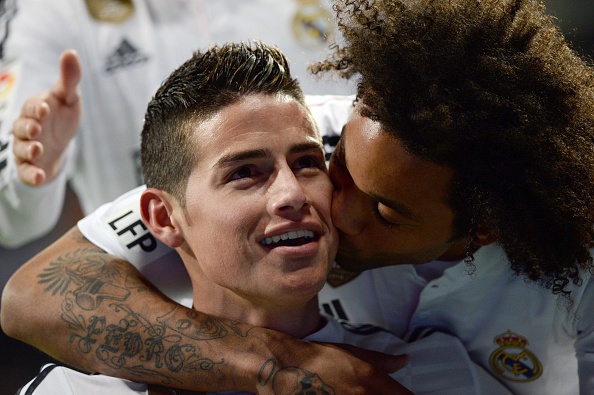 10 guong mat cau thu 'tre mai khong gia' hinh anh