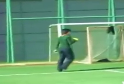 Ban thang khong tuong trong lich su bong da hinh anh