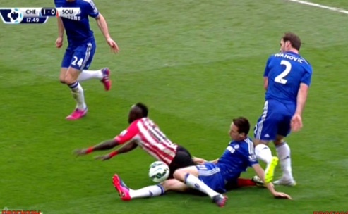 Chelsea bi go hoa chi sau it phut vuot len hinh anh