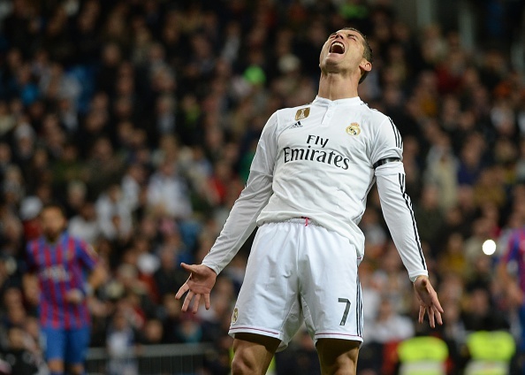 Phan ung khong dep cua Ronaldo sau khi Gareth Bale ghi ban hinh anh