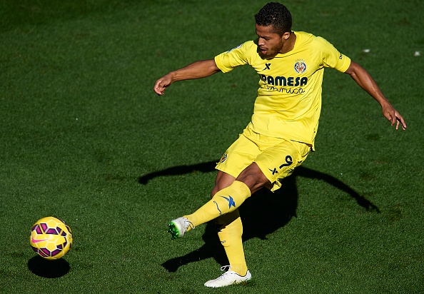 Pha sut phat tuyet dep cua Giovani Dos Santos hinh anh