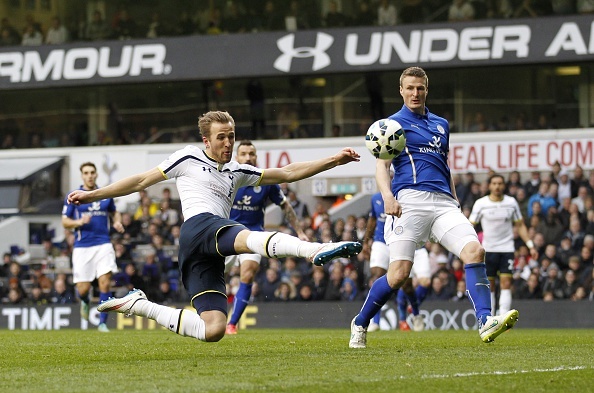 'Bale moi' lap hat-trick giup Tottenham thang kich tinh hinh anh