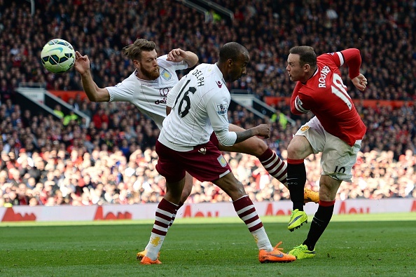 Rooney volley tung luoi Aston Villa hinh anh