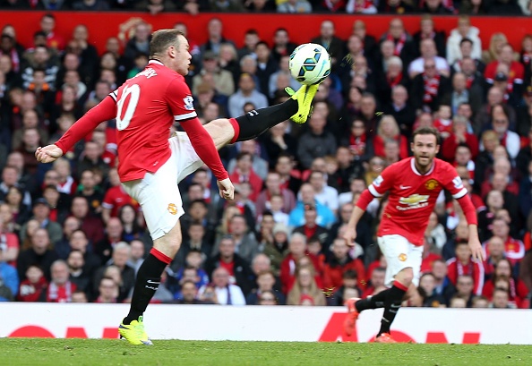 Rooney, Herrera ghi ban giup M.U ha guc Aston Villa hinh anh