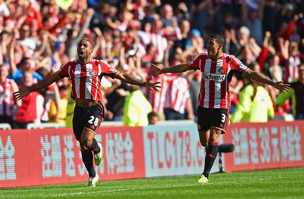 Pha bat volley tuyet dep cua Jermain Defoe hinh anh