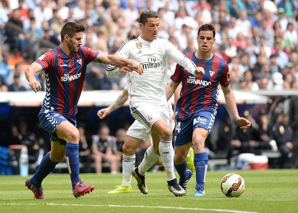 Man trinh dien cua Ronaldo truoc Eibar hinh anh