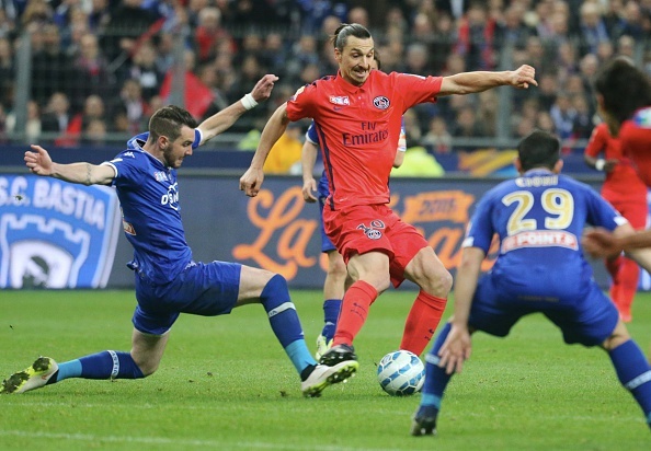 Ibrahimovic lap cong giup PSG len ngoi tai cup quoc gia hinh anh