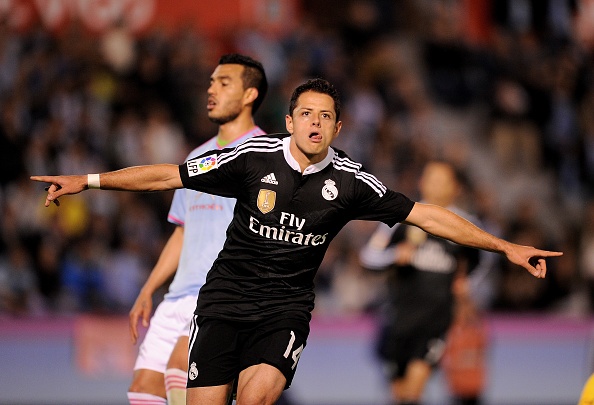 Chicharito thi dau an tuong truoc Celta Vigo voi cu dup hinh anh