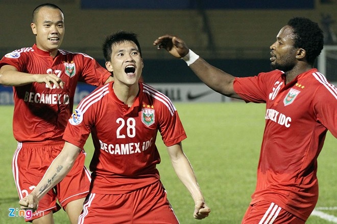 Cong Vinh ghi ban vao luoi CLB Nhat Ban hinh anh