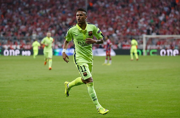 Man trinh dien cua Neymar truoc Bayern Munich hinh anh