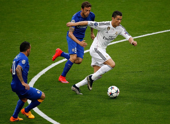 Man trinh dien that vong cua Ronaldo truoc Juventus hinh anh