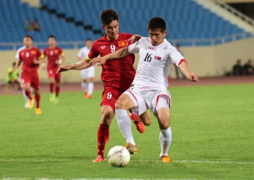 Tong hop tran dau: Viet Nam 1-1 CHDCND Trieu Tien hinh anh