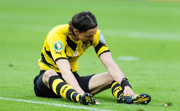 Tong hop tran dau: Dortmund 1-3 Wolfsburg hinh anh