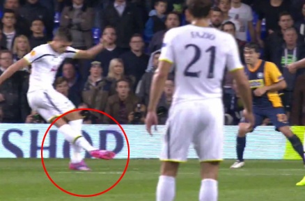 Top 10 ban thang dep nhat Europa League mua giai vua qua hinh anh