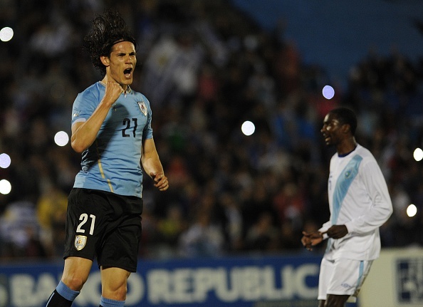 Tong hop tran dau: Uruguay 5-1 Guatemala hinh anh
