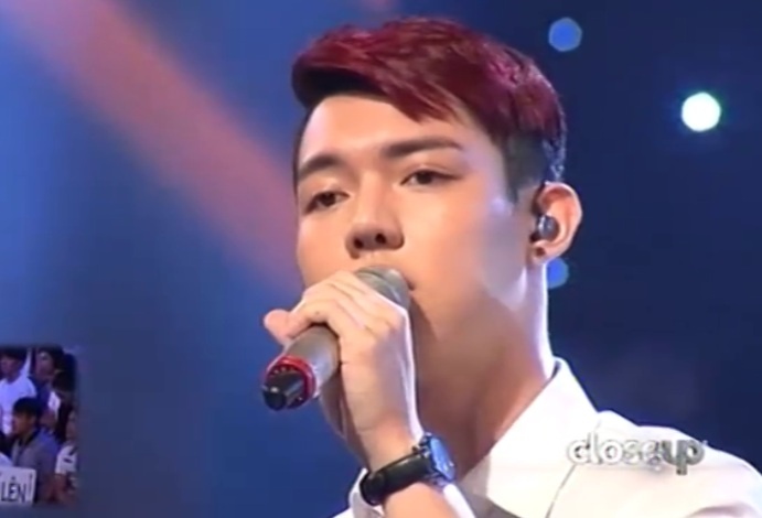 Nguyen Duy the hien ca khuc 'Can't help falling in love' hinh anh