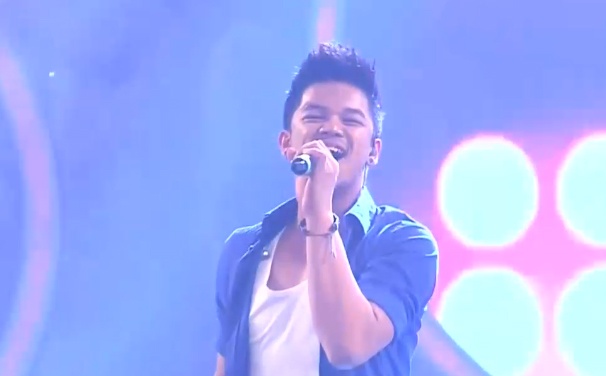 Trong Hieu nhu 'trung tu' voi ca khuc Livin' La Vida Loca hinh anh