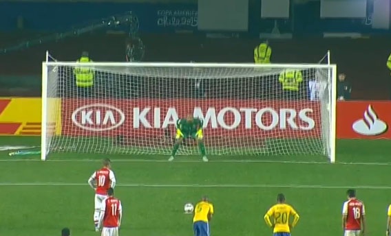 Ban thua tu cham 11 m cua Brazil hinh anh