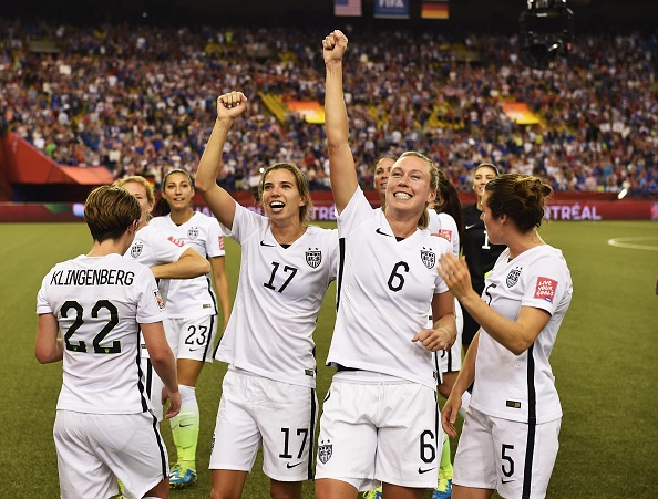 Tong hop tran ban ket giai bong da nu the gioi: My 2-0 Duc hinh anh