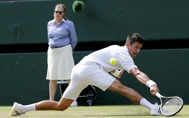 Vong 3 Wimbledon 2015: Novak Djokovic 3-0 Bernard Tomic hinh anh