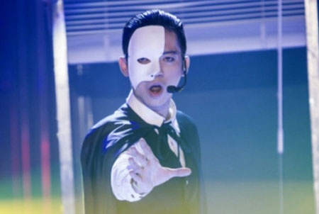 Mai Quoc Viet con gay an tuong voi man bieu dien ao thuat hinh anh