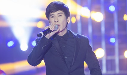 Ly Hai khuay dong san khau voi ca khuc 'Ngua o thuong nho' hinh anh