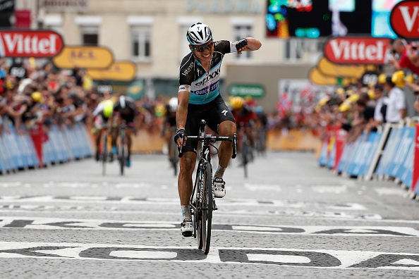 Chang 4 Tour de France an tuong tu tren cao hinh anh