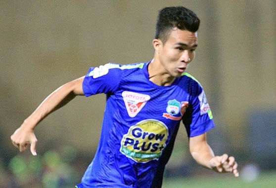 Thanh Tung sut bong can thanh go hoa cho HAGL hinh anh