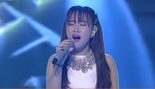 Bao Uyen khoe chat giong troi cho voi 