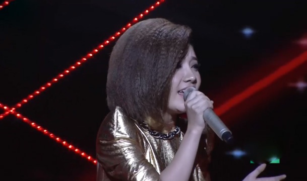 Ha Vy khoe giong khoe khoan voi 'Trong vang' hinh anh