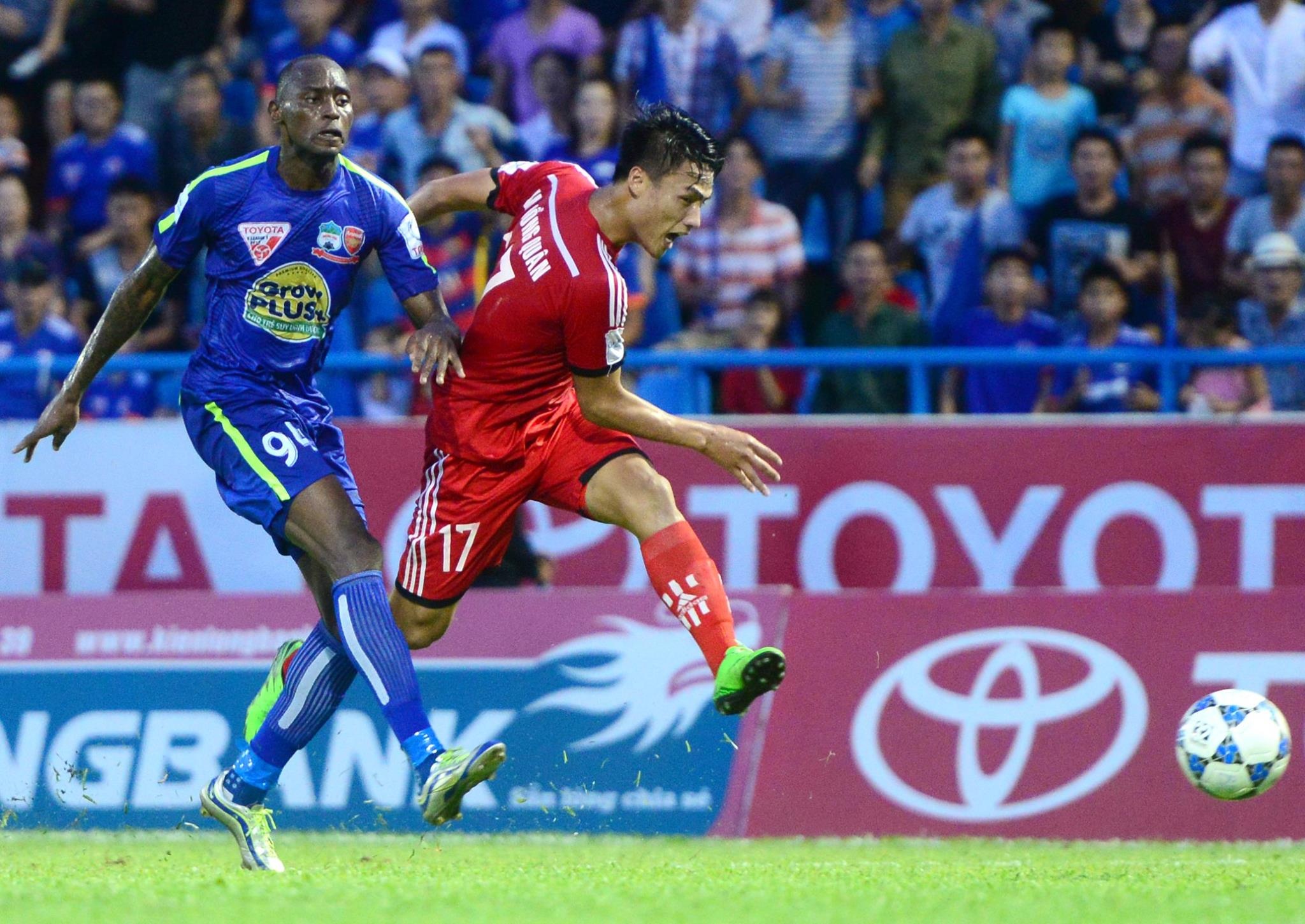 Tong hop tran dau: Than Quang Ninh 3-0 Hoang Anh Gia Lai hinh anh