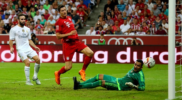 Pha bo lo kho tin cua Lewandowski hinh anh