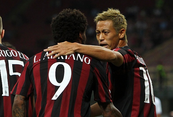 Tong hop tran dau: AC Milan 2-0 Perugia hinh anh