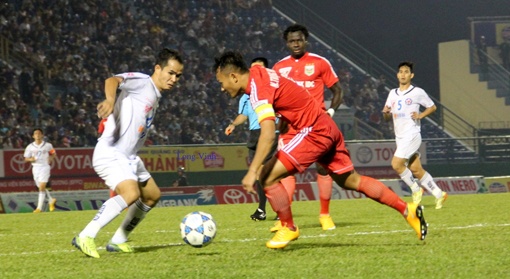 Truc tiep bong da: Hai Phong vs B.Binh Duong hinh anh