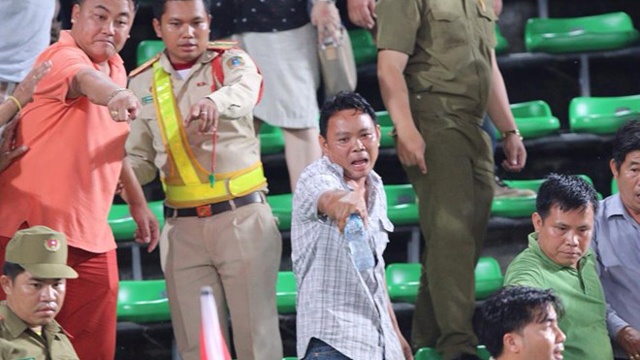 CDV Thai Lan danh tra nhan vien an ninh Lao hinh anh