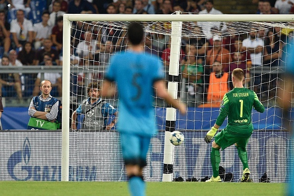 Top 10 ban thang dep luot tran thu nhat Champions League hinh anh