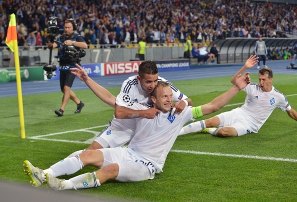 Tong hop tran dau:  Dynamo Kyiv 2-2 FC Porto hinh anh