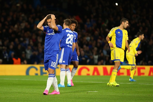Hazard the hien phong do te hai voi pha sut hong 11 m hinh anh