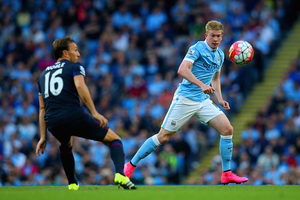 Ban thang dau tien cua de Bruyne o Man City hinh anh