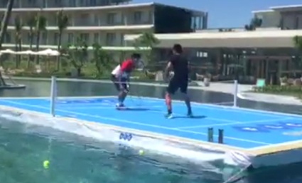 Tran tennis tren mat nuoc dau tien o Viet Nam hinh anh