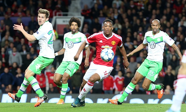 Man trinh dien cua Martial truoc Wolfsburg hinh anh