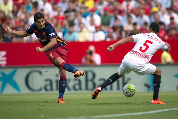 Tong hop tran dau: Sevilla 2-1 Barcelona hinh anh