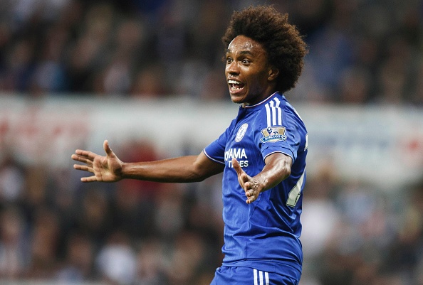 Pha sut phat dang cap cua Willian hinh anh